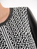 Elegancka sukienka dzianinowa w groszki – prosty krój tuszujący linię bioder 35533