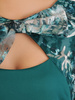 Elegancka sukienka z koronkowymi rękawami i ozdobną kokardą 32268