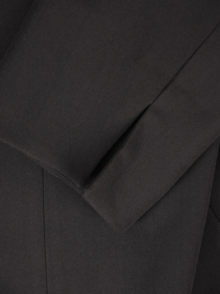 Elegancki czarny żakiet damski do sukienki – komfortowy prosty krój z ozdobnymi guzikami 42328