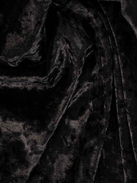 Czarna aksamitna sukienka z kopertowym dekoltem 27609