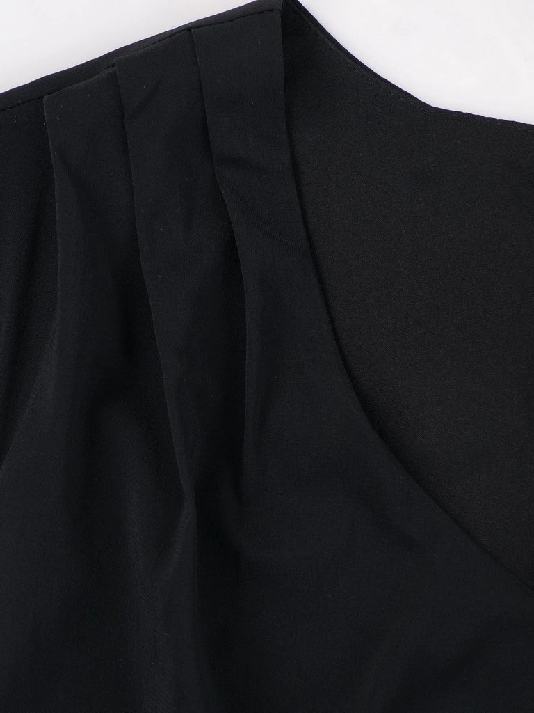 Elegancka czarna sukienka trapezowa midi – swobodny fason maskujący biodra z plisowanym dołem 3231