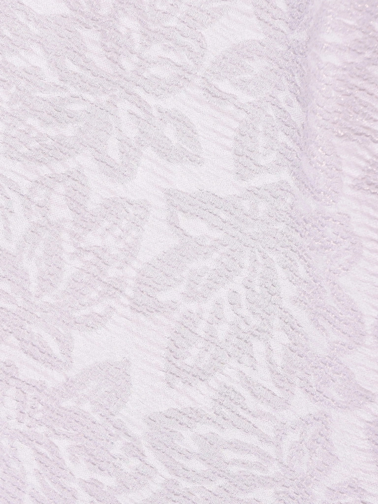 Popielata sukienka prostego kroju z dekoltem woda – pionowe zaszewki optycznie wyszczuplające 32639
