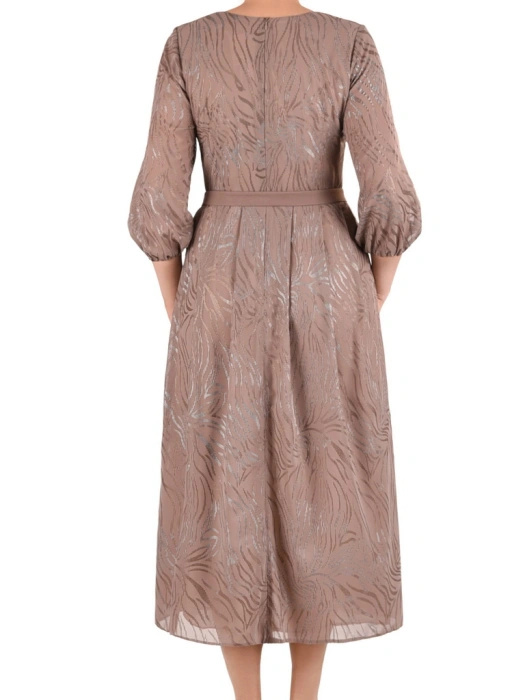 Elegancka beżowa sukienka rozkloszowana maxi – kobiecy plisowany dół i pasek modelujący talię 41578
