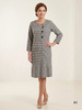 Czarno-biała sukienka w pepitkę o kroju syrenki – do pracy i na eleganckie spotkania 41212