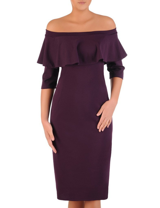 Elegancka sukienka z dekoltem carmen, fioletowa kreacja odsłaniająca ramiona 22431