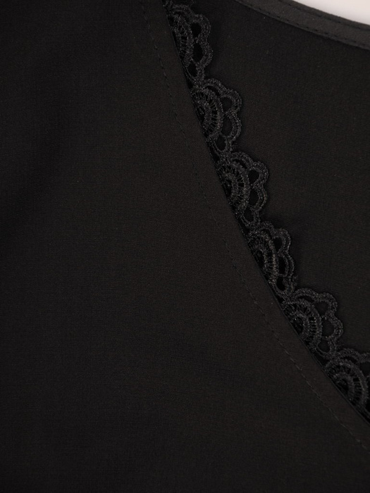 Sukienka z tkaniny o trapezowym kroju z modnymi wstawkami z koronki 25091