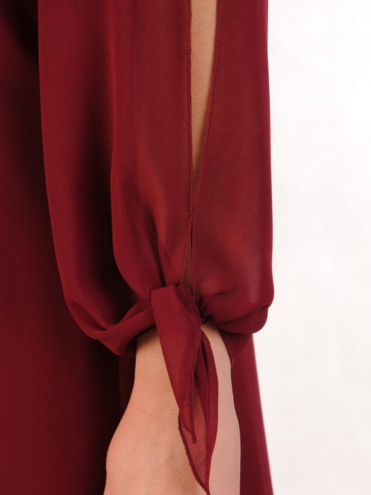 Trapezowa sukienka z szyfonowymi, rozciętymi rękawami 23983