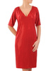 Prosta czerwona sukienka damska, kreacja z połyskującego materiału 30891
